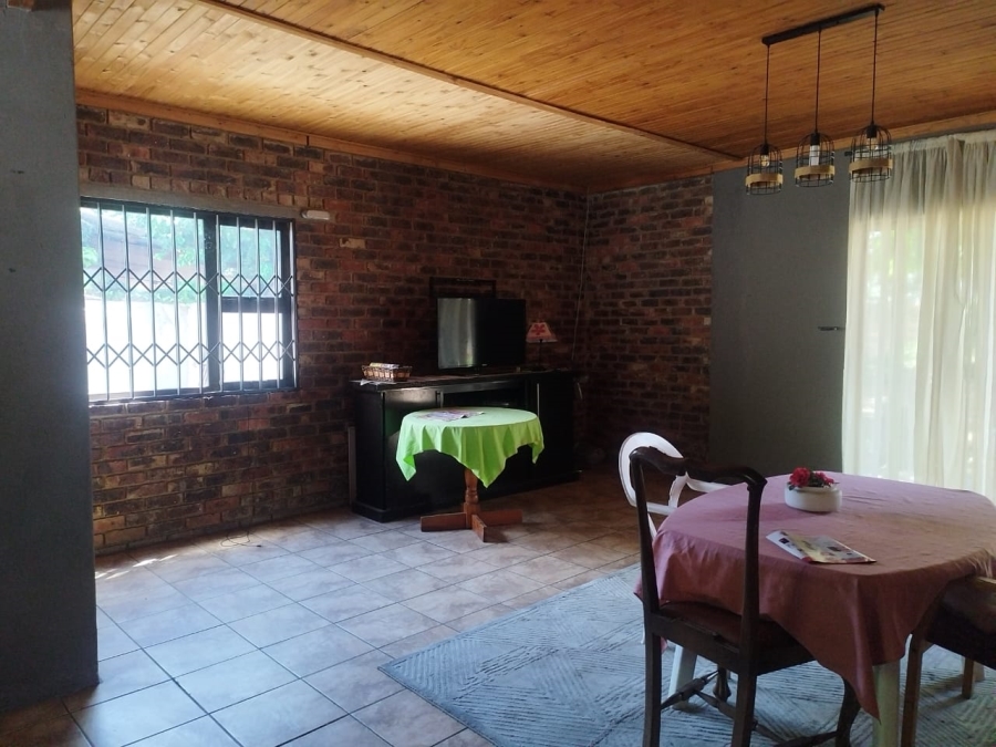 5 Bedroom Property for Sale in Sasolburg Ext 4 Free State